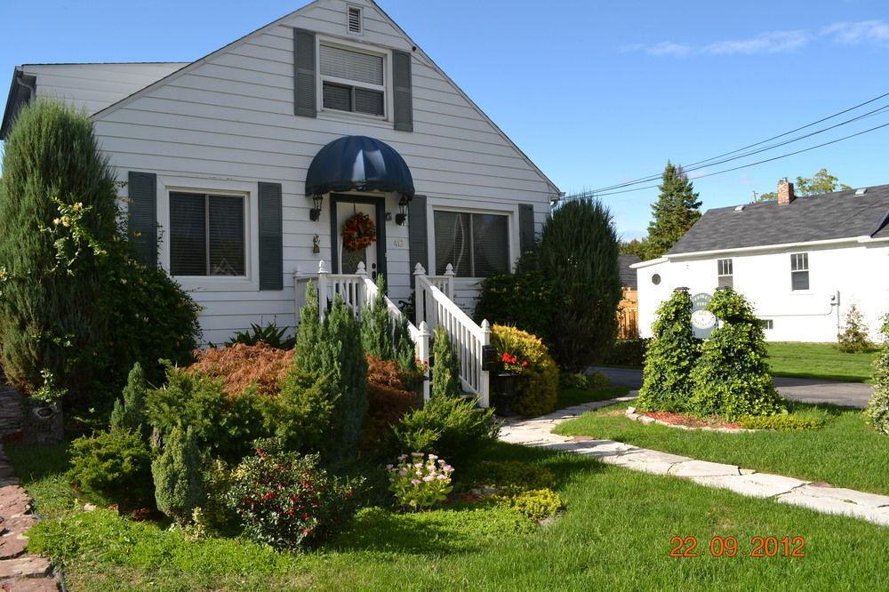 Williams Gate Bed & Breakfast Private Suites Niagara-on-the-Lake Exterior photo