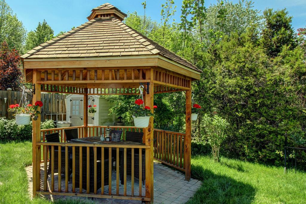 Williams Gate Bed & Breakfast Private Suites Niagara-on-the-Lake Exterior photo